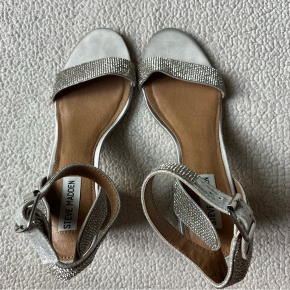 STEVE MADDEN MALIA RHINESTONE HEELS 8 WOMENS - Picture 5 of 9